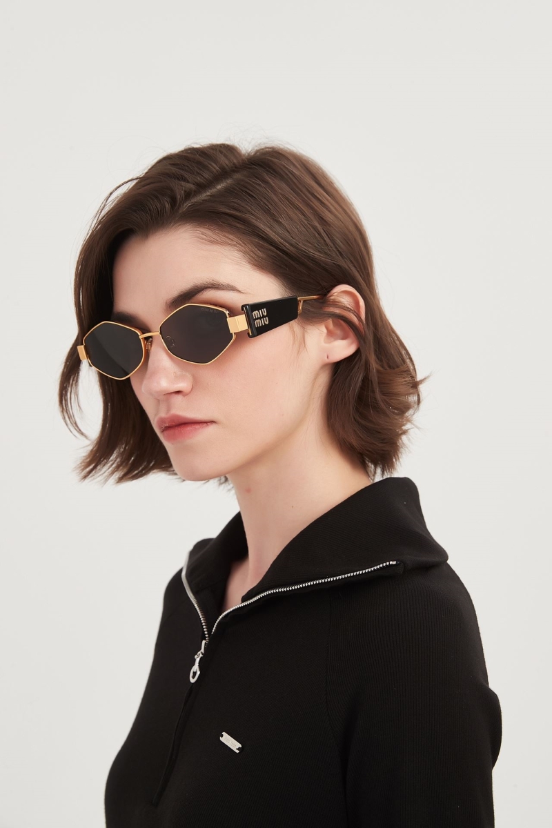 Miu miu Sunglasses